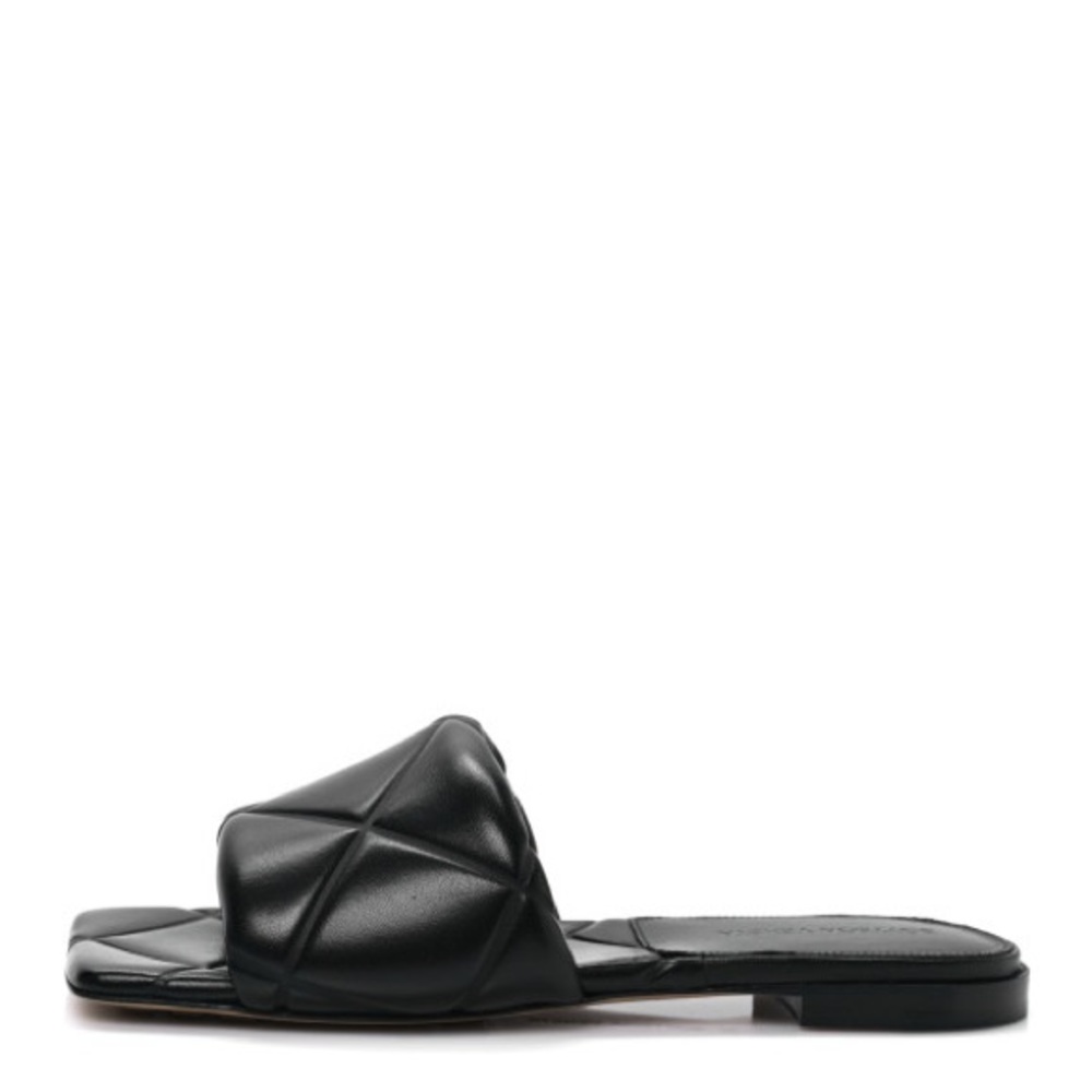 Bottega Veneta black Napa flat sandals